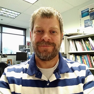 headshot of Jeff Hollister